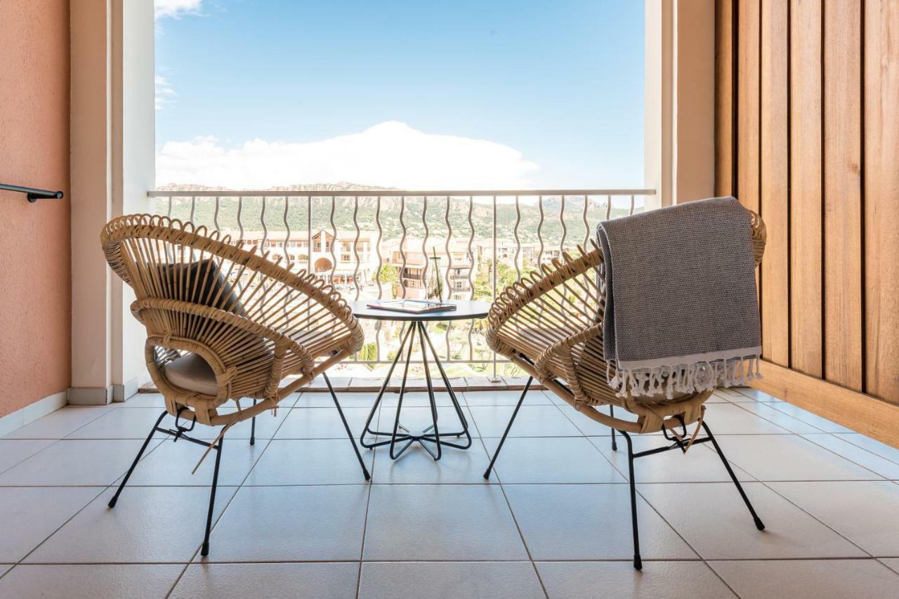 Hotel De L'Esterel Pierre & Vacances Сен-Рафаэль Экстерьер фото